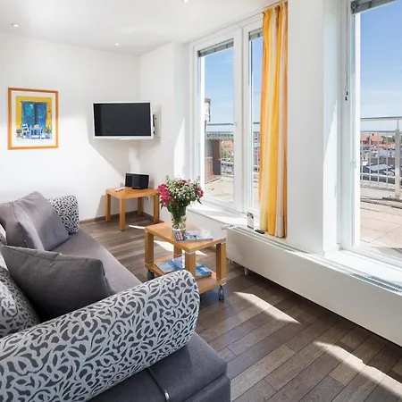 Kaiserhof 93 Penthouse